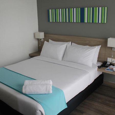 Singgah Kertih Hotel Kerteh Eksteriør billede